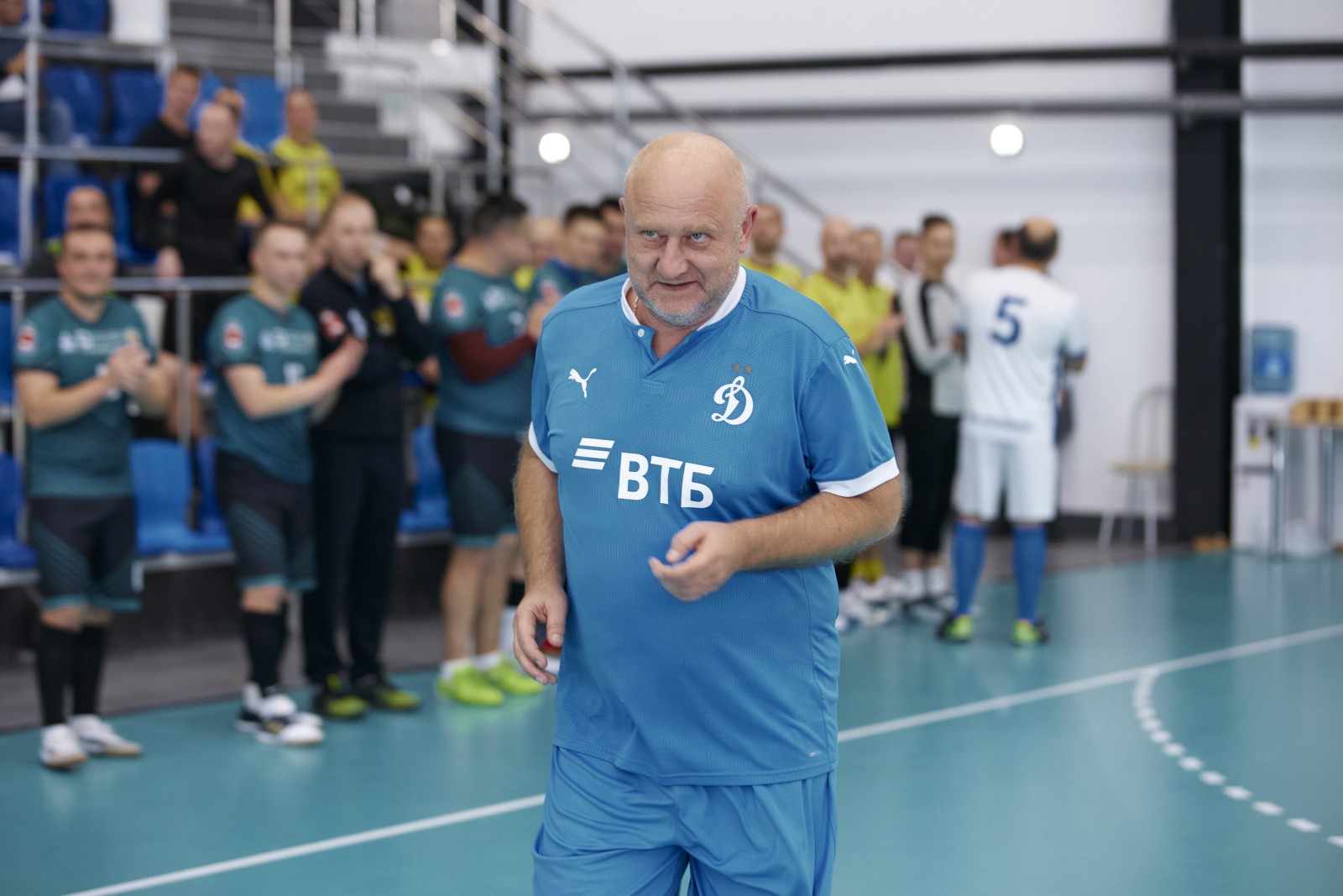 Александру Смирнову 57!